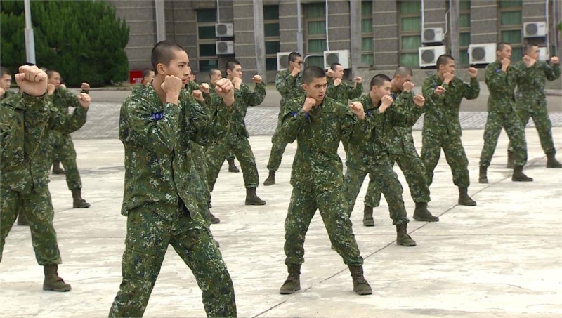 年年下滑！ 少子化可徵役男「首跌破10萬人」、估120年剩7萬人