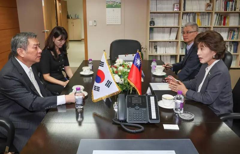 遭放鳥轟台灣外交失禮！韓官員再發聲
