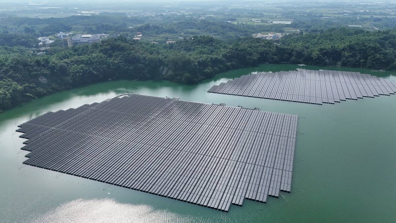 光電板亂象叢生 彭啓明：過去急於衝量