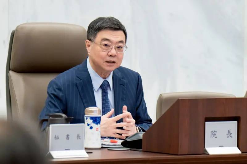 發1萬違憲？法律白話文自創憲法條文被抓包