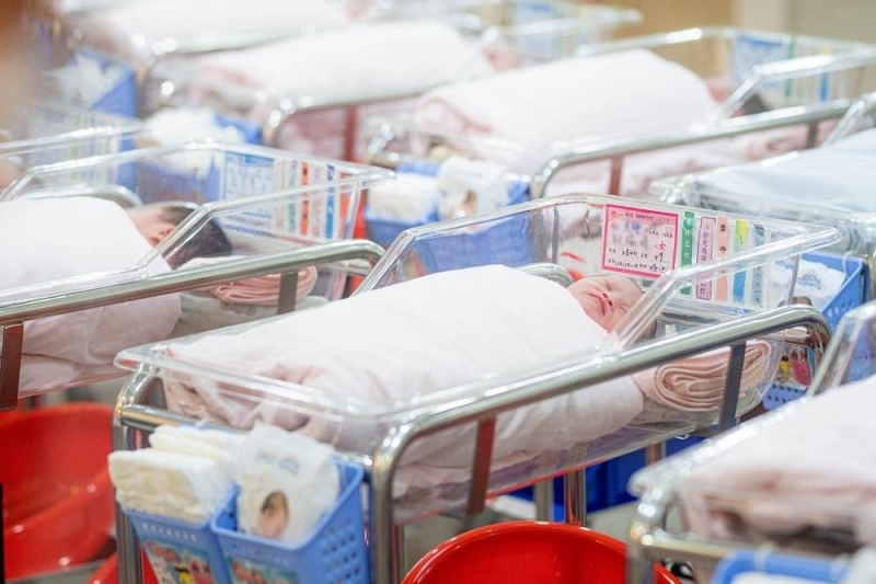 聯合國14國調查揭露　經濟問題致2成民眾難有理想子女數
