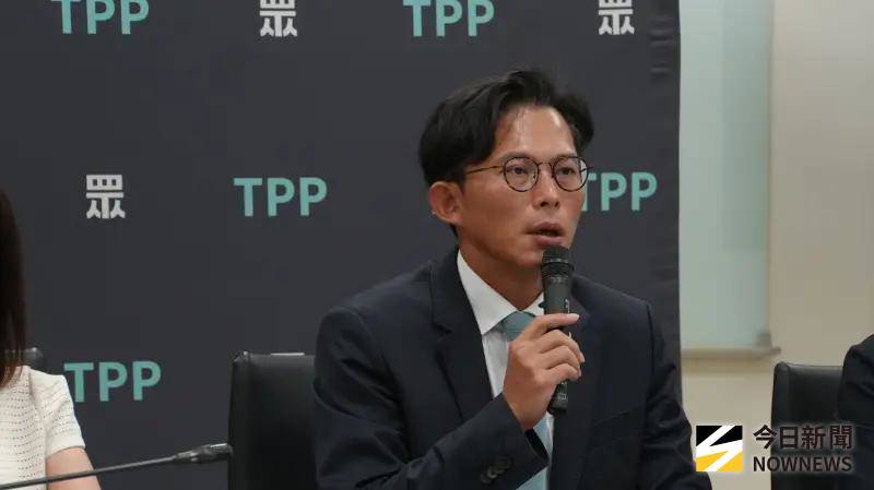 川普拒批對台軍援？黃國昌：美支持非沒限度