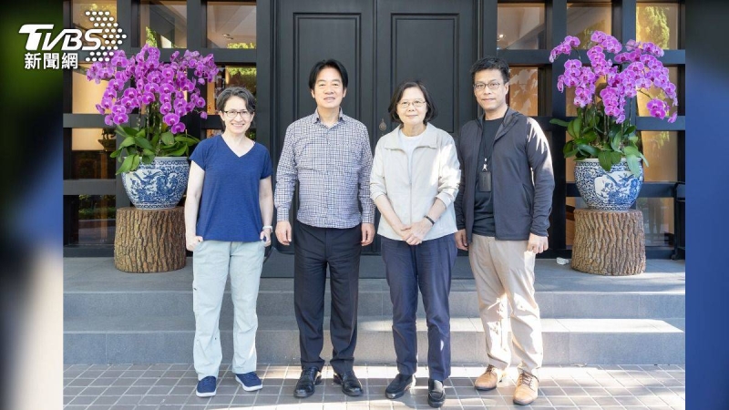前來加油打氣 總統與蔡英文官邸會晤　英籲支持賴蕭團隊