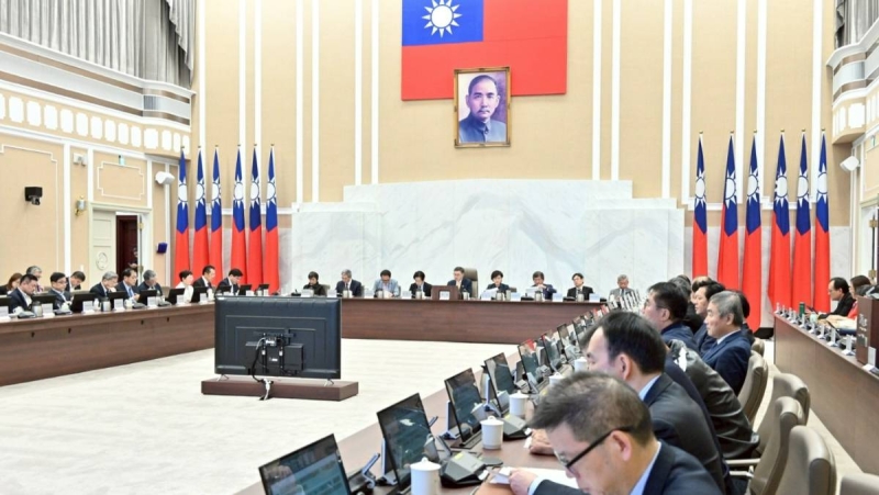 散播不當言論將開罰！政院拍板《社維法》修法　公開場合煽動、激化最重關3天