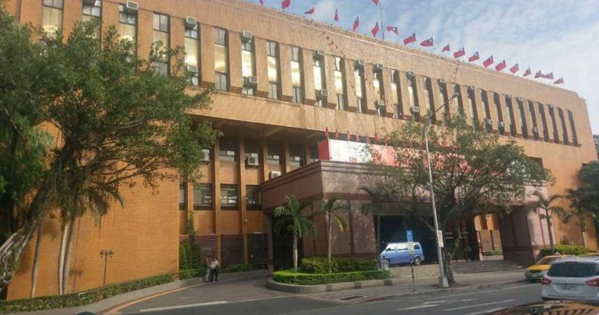 扁前幕僚郭文彬涉共諜案遭約談　士林望族郭家出身、曾任總統府秘書室參議