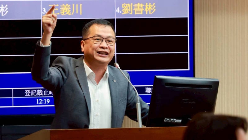 高檢署主任陳宏達籲司法自律　羅智強：風骨不在高位在於「不跪」