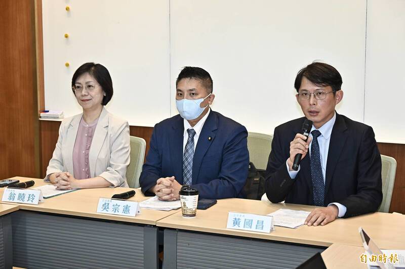 藍白批「憲訴法」沒資格申請釋憲 籲大法官別干預政治