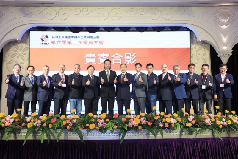 台幣升值海嘯第一排　工具機股慘綠　專家：毛利率10％以下公司都不妙