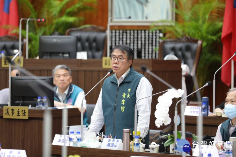 南市議員建議將超徵稅款「普發現金」還於市民　黃偉哲只同意帶回研議