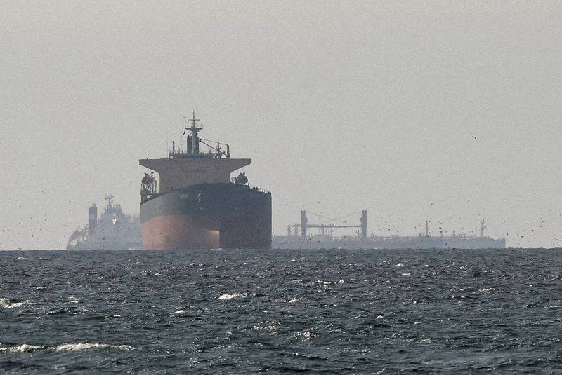 傳中東產油國為重啟經荷莫茲海峽出口做準備
