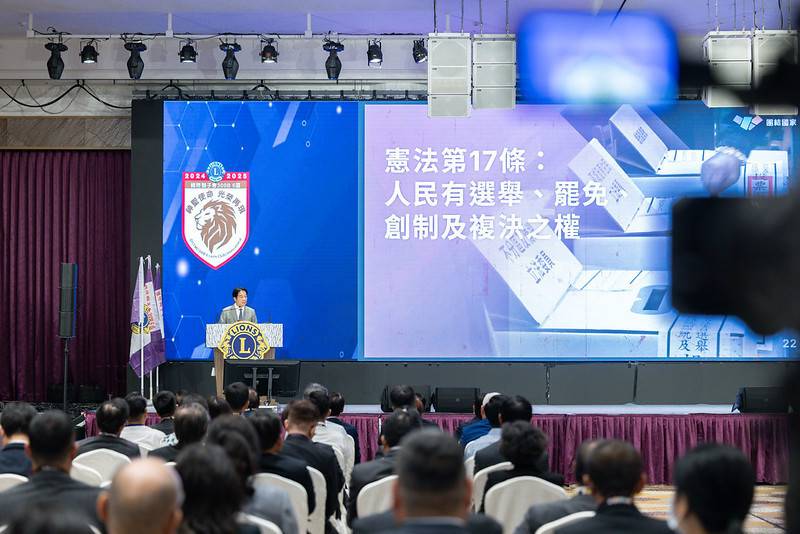 賴清德「十講」頻出包　邱毅：希望他多講一些，把草包、病態心理暴露出來