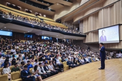 被問民進黨貪污？賴清德噹爆學生 要求講「具體事證」　網友轟「賴皮」：罄竹難書，不要臉到這地步