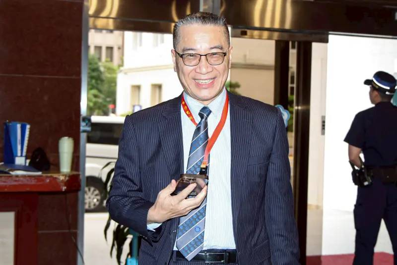 台灣沒有光復節？沈政男酸徐國勇「嘴秋」