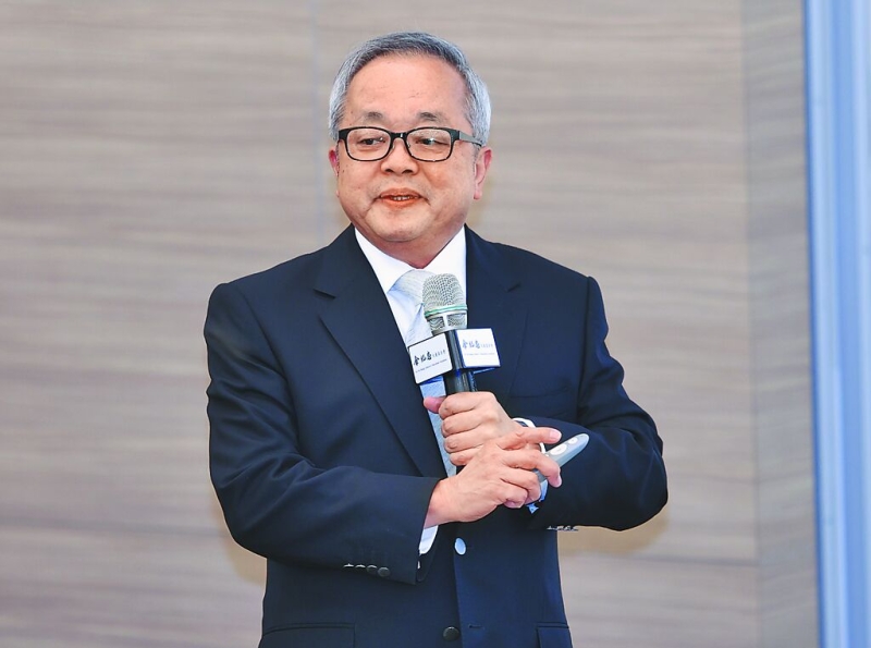 施俊吉嘆：台付出代價 連過境都換不到