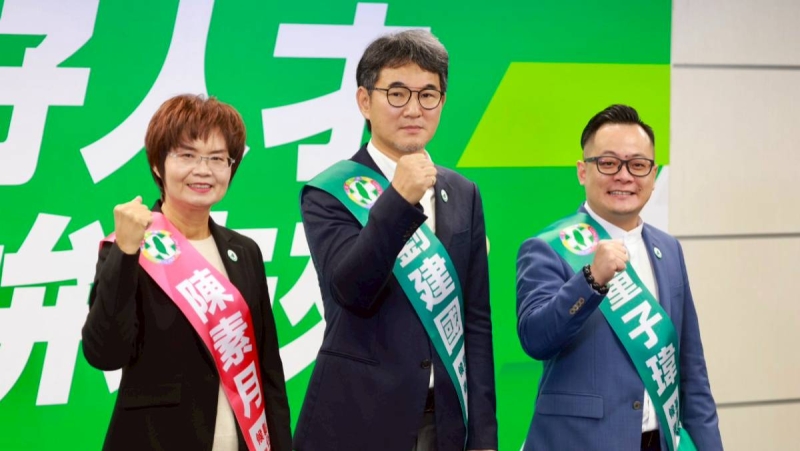 國人困阿布達比獲救沒寫劉建國遭綠營圍剿　羅智強：沒出息的政黨