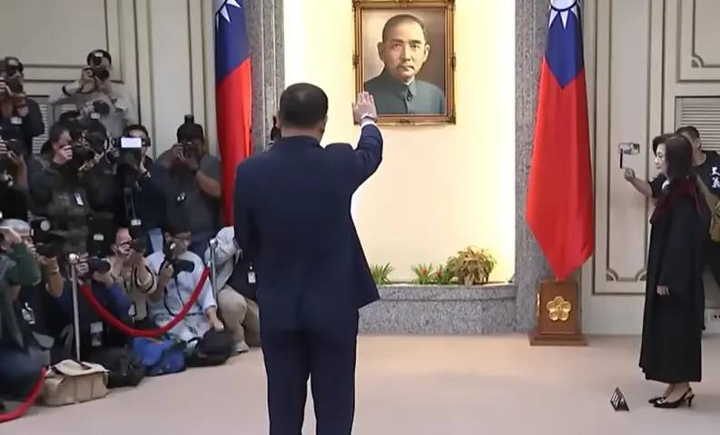 自稱台灣國立委？王義川去年宣誓不是這樣講