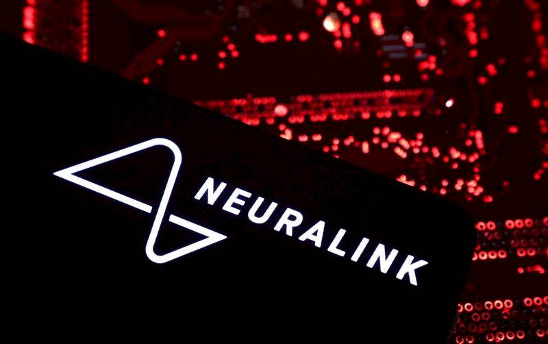 馬斯克宣布 Neuralink腦機界面裝置2026年將量產