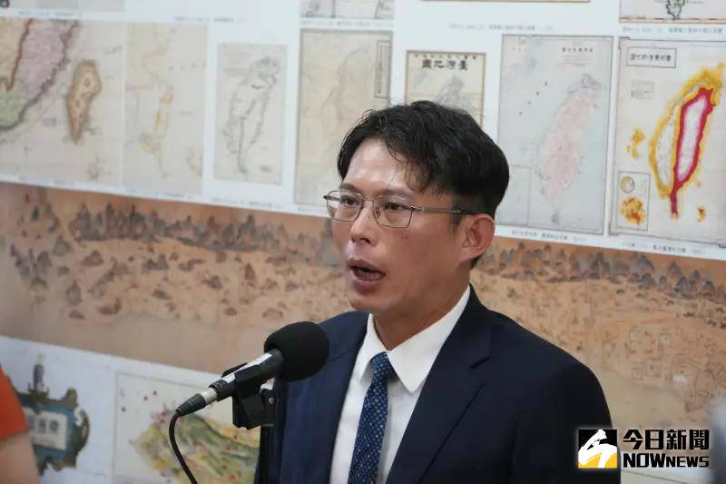 綠批館長赴中　他反嗆：綠委找小三敢直播嗎