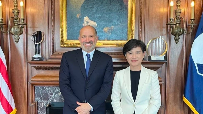 美國拋「晶片五五分」！傳台美關稅談判快出爐　鄭麗君低調赴美